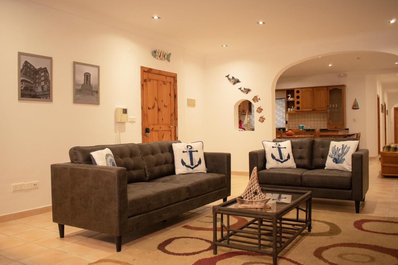 Spacious 3 Bedroom Apartment In Marsascala مارساسكالا المظهر الخارجي الصورة